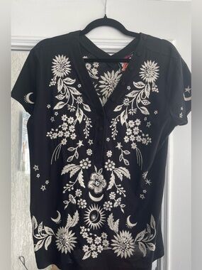 Johnny Was Oleander Button Neck Embroidered Tee